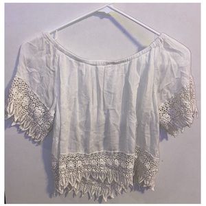 White Top w/ Lace Detailing
